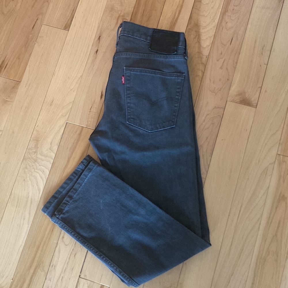 Levi’s 513 dark grey jeans, size 32x30.